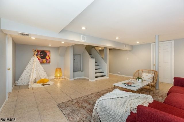 263 Richmond Ave, South Orange Village Twp., NJ 07079