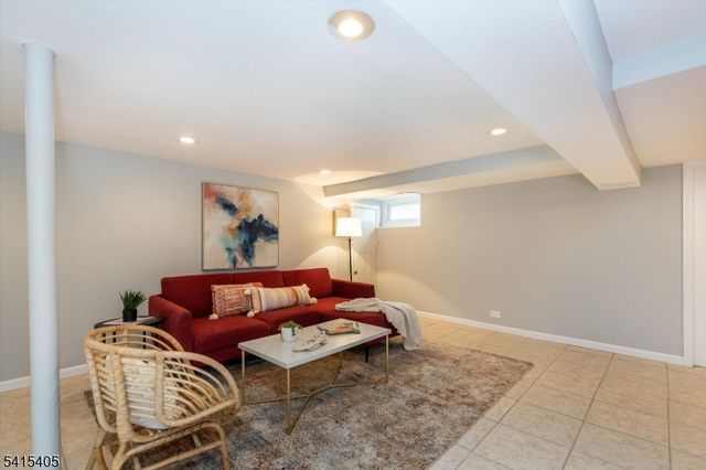 263 Richmond Ave, South Orange Village Twp., NJ 07079