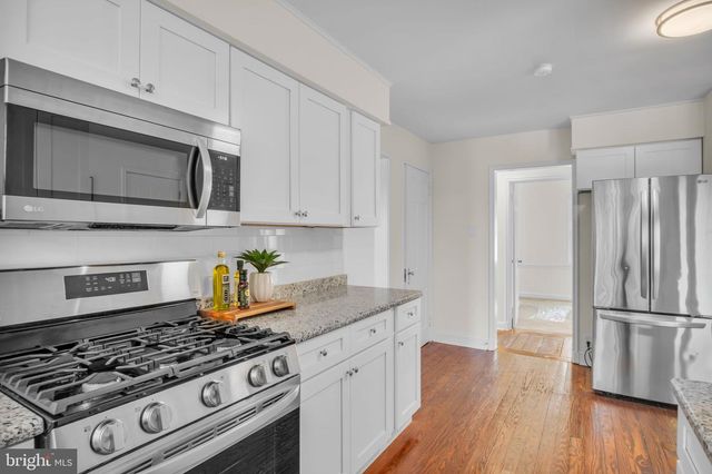 1059 HILLSIDE DR, York, PA 17403