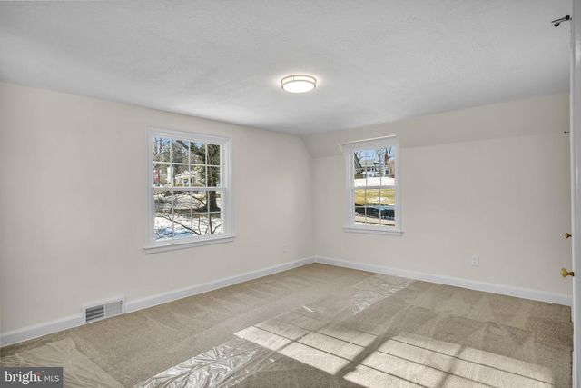 1059 HILLSIDE DR, York, PA 17403