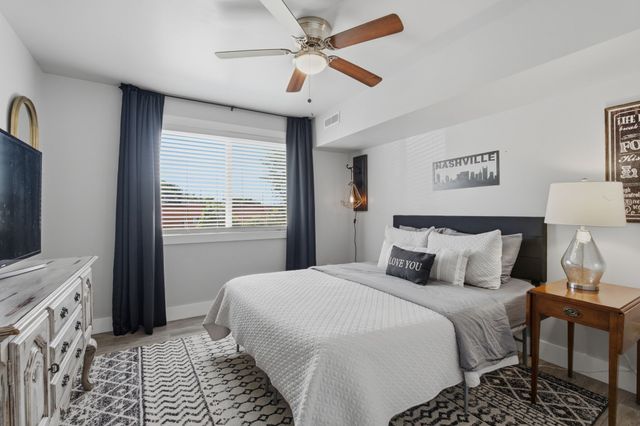 613 Hillsboro Rd Apt D28, Franklin, TN 37064