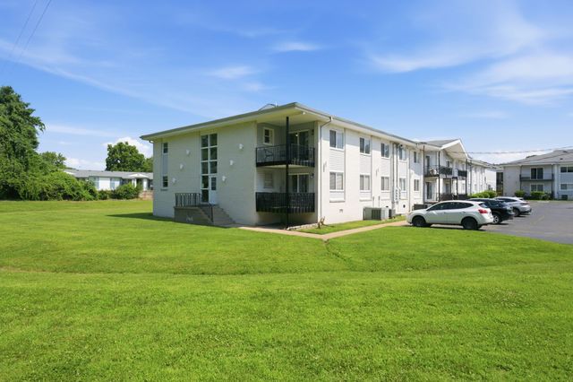 613 Hillsboro Rd Apt D28, Franklin, TN 37064