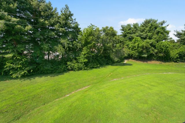 613 Hillsboro Rd Apt D28, Franklin, TN 37064