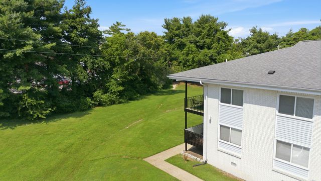 613 Hillsboro Rd Apt D28, Franklin, TN 37064