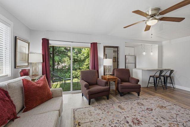 613 Hillsboro Rd Apt D28, Franklin, TN 37064