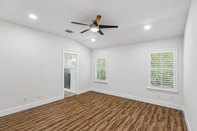 8921 Corran Ferry DR, Austin, TX 78749