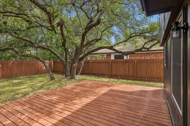 8921 Corran Ferry DR, Austin, TX 78749