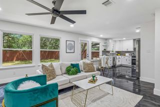 8921 Corran Ferry DR, Austin, TX 78749