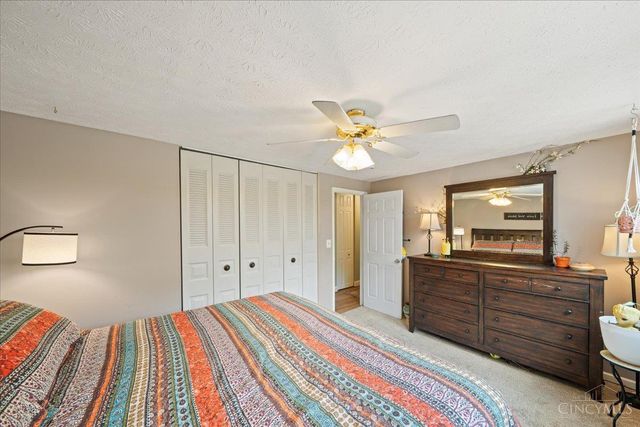 6771 Kentford Court, Cincinnati, OH 45233