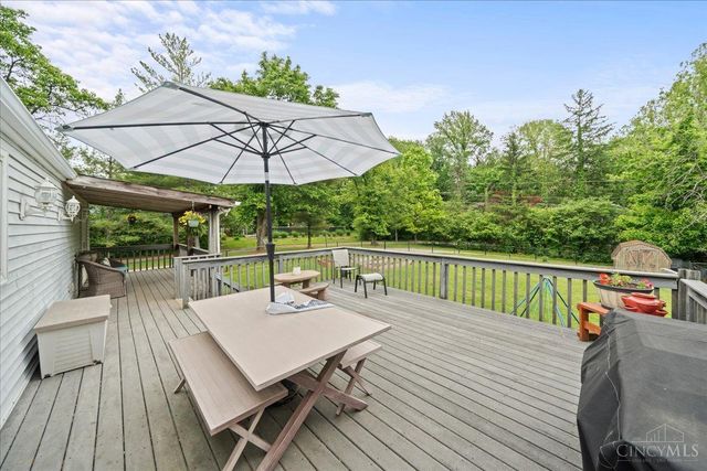 6771 Kentford Court, Cincinnati, OH 45233