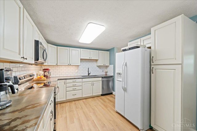 6771 Kentford Court, Cincinnati, OH 45233
