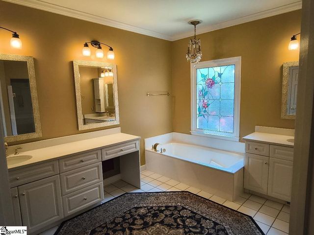 305 Beckworth Drive, Taylors, SC 29687