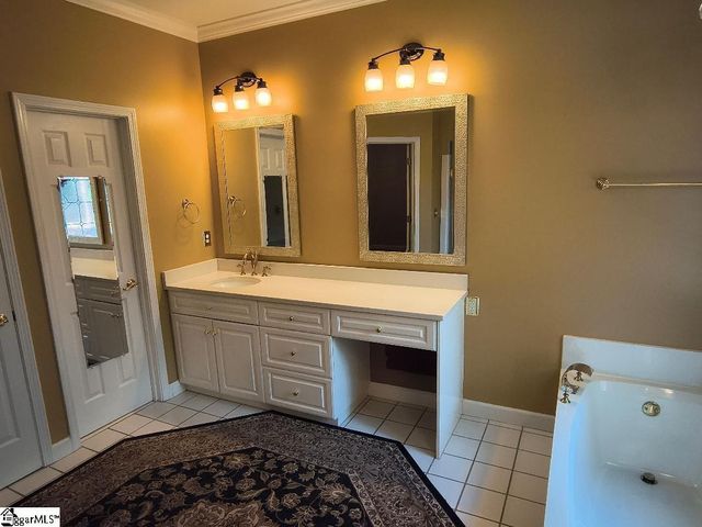 305 Beckworth Drive, Taylors, SC 29687