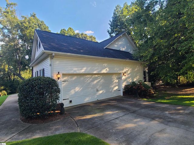 305 Beckworth Drive, Taylors, SC 29687