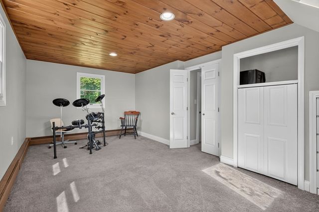 19 Majocka Dr, Westport, MA 02790