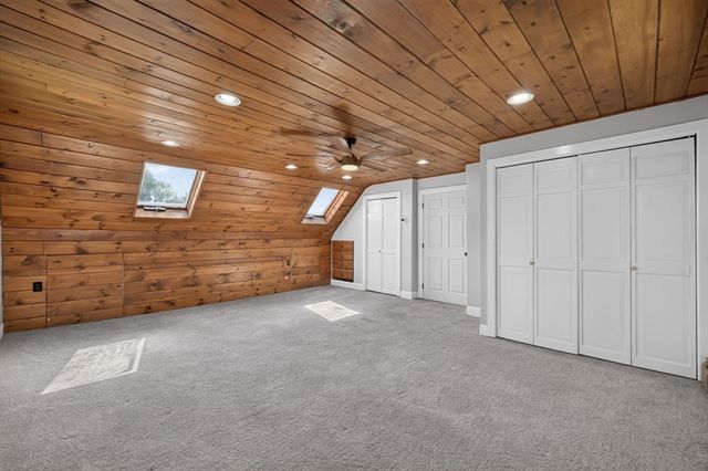 19 Majocka Dr, Westport, MA 02790