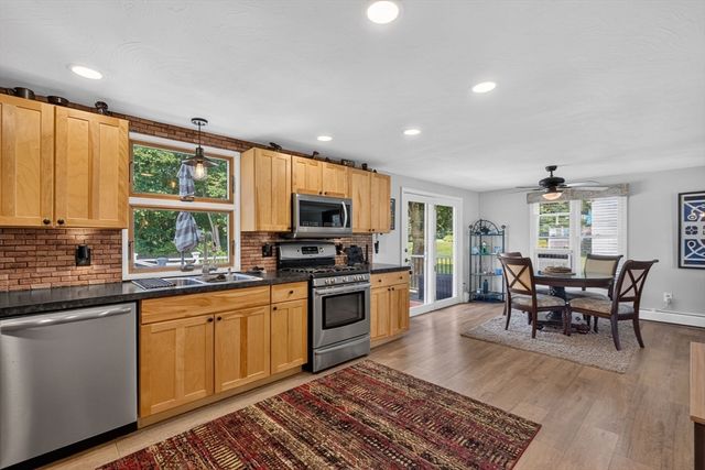 19 Majocka Dr, Westport, MA 02790