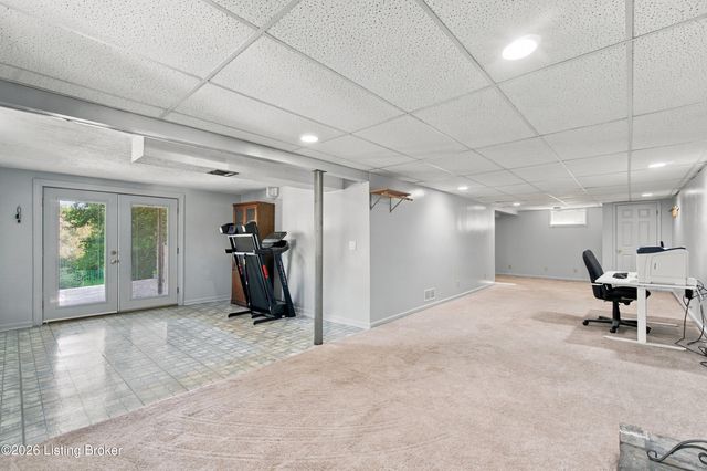 11601 Chasewood Ct, Louisville, KY 40229