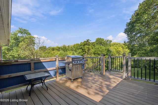 11601 Chasewood Ct, Louisville, KY 40229