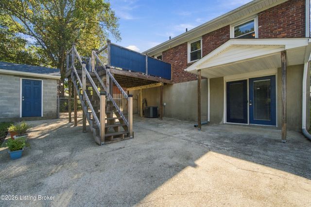 11601 Chasewood Ct, Louisville, KY 40229