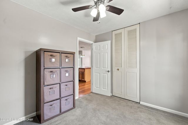 11601 Chasewood Ct, Louisville, KY 40229