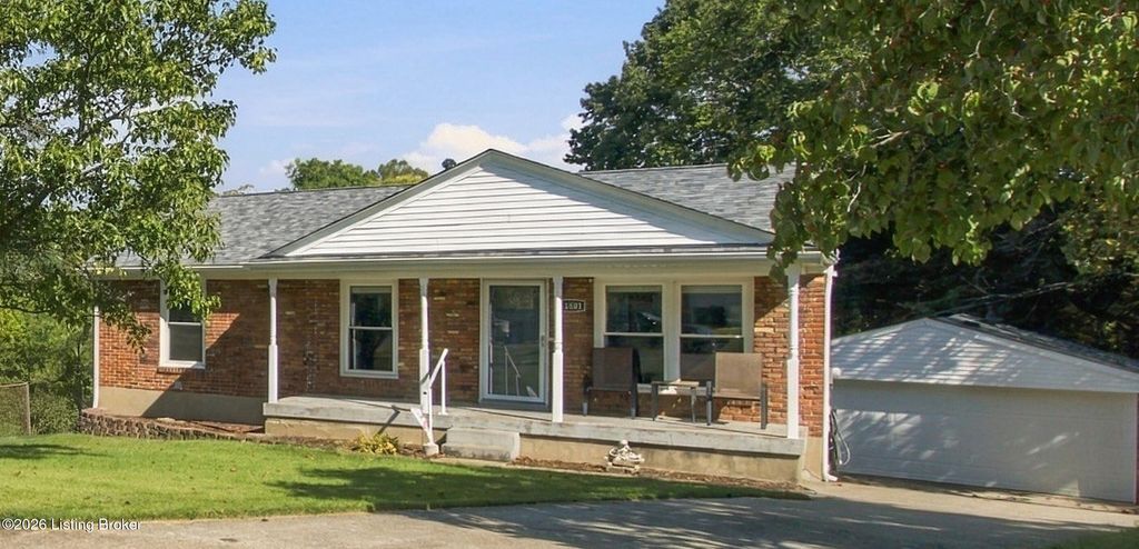 11601 Chasewood Ct, Louisville, KY 40229