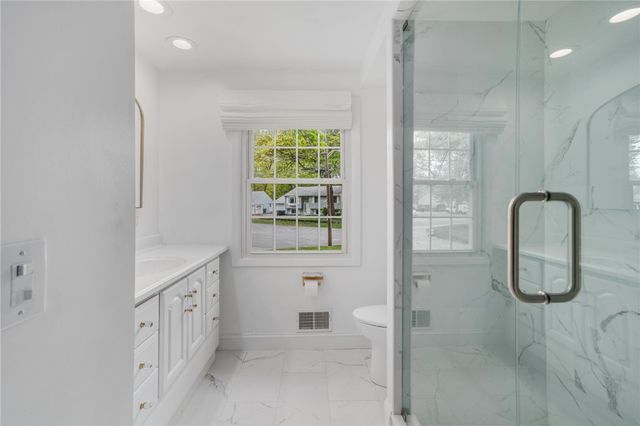 80 Killey Avenue, Warwick, RI 02889