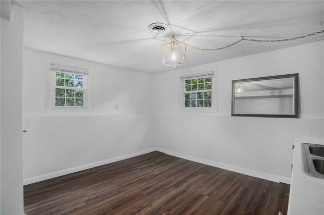 80 Killey Avenue, Warwick, RI 02889