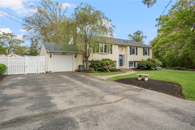 80 Killey Avenue, Warwick, RI 02889