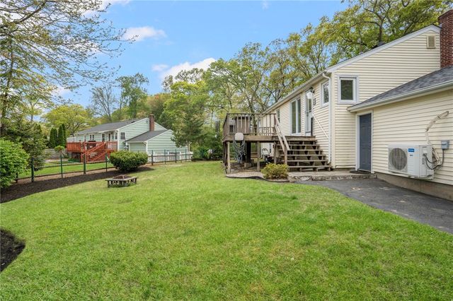 80 Killey Avenue, Warwick, RI 02889