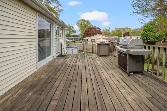 80 Killey Avenue, Warwick, RI 02889