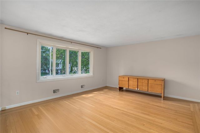 80 Killey Avenue, Warwick, RI 02889