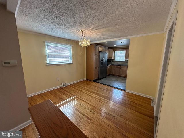 133 MEADOW LN, Philadelphia, PA 19154
