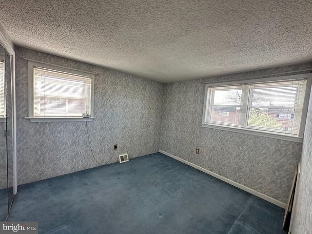 133 MEADOW LN, Philadelphia, PA 19154