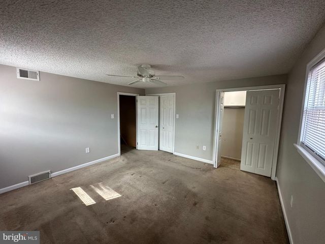 133 MEADOW LN, Philadelphia, PA 19154