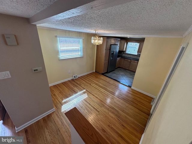 133 MEADOW LN, Philadelphia, PA 19154