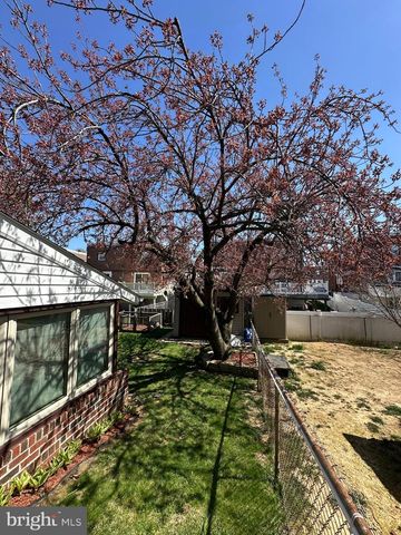 133 MEADOW LN, Philadelphia, PA 19154