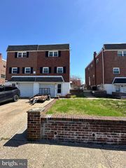 133 MEADOW LN, Philadelphia, PA 19154