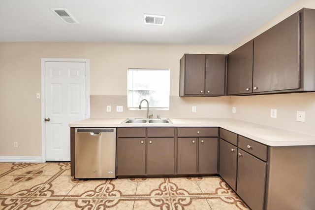 1423 Seafield Drive, Channelview, TX 77530