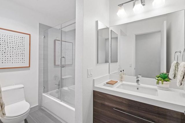 320 Vallejo Drive 22, Millbrae, CA 94030