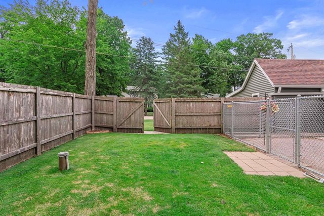 4831 N Beach Road, Wisconsin Rapids, WI 54494