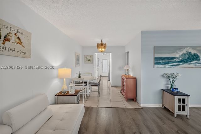 3922 NE 166th St S303, North Miami Beach, FL 33160
