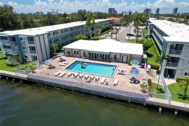 3922 NE 166th St S303, North Miami Beach, FL 33160