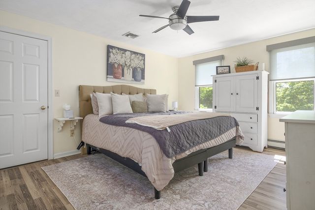 9 Catherine Ave, Franklin, MA 02038
