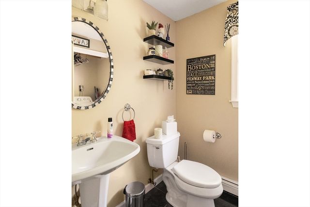 9 Catherine Ave, Franklin, MA 02038