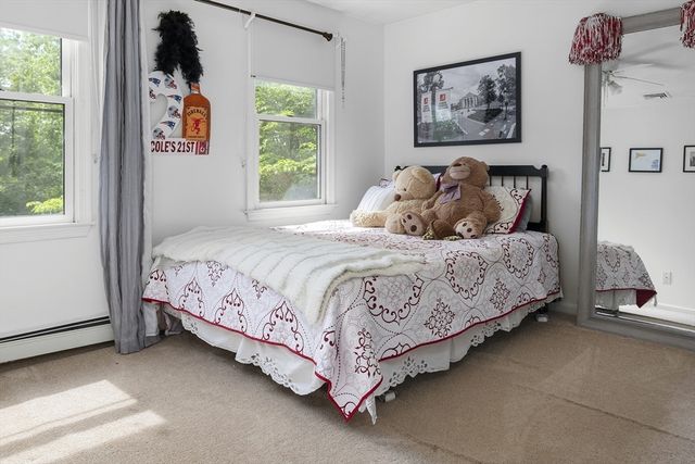 9 Catherine Ave, Franklin, MA 02038