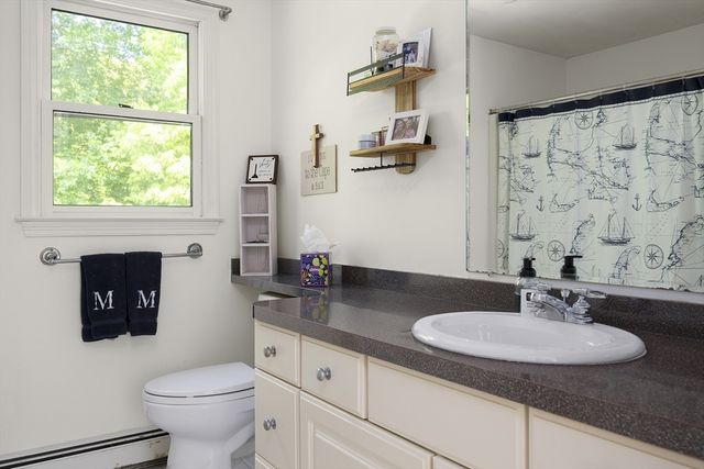 9 Catherine Ave, Franklin, MA 02038