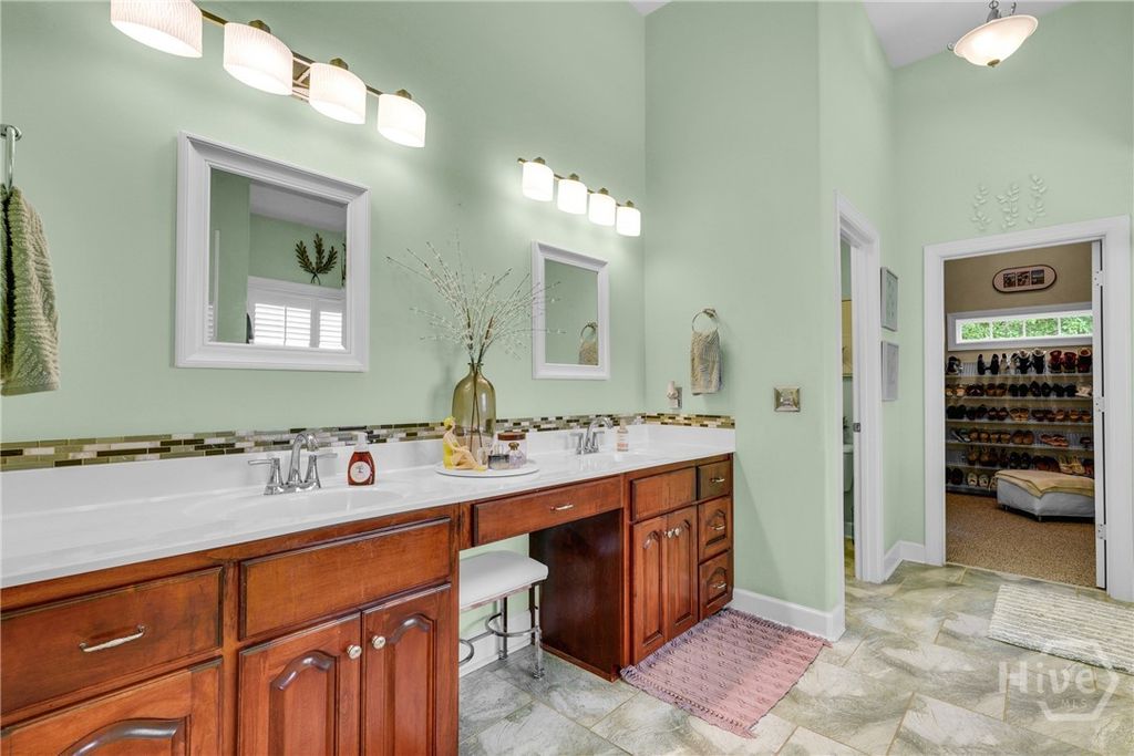 Image 23 of property listing at 4 Grand View Court, Pooler, GA 31322