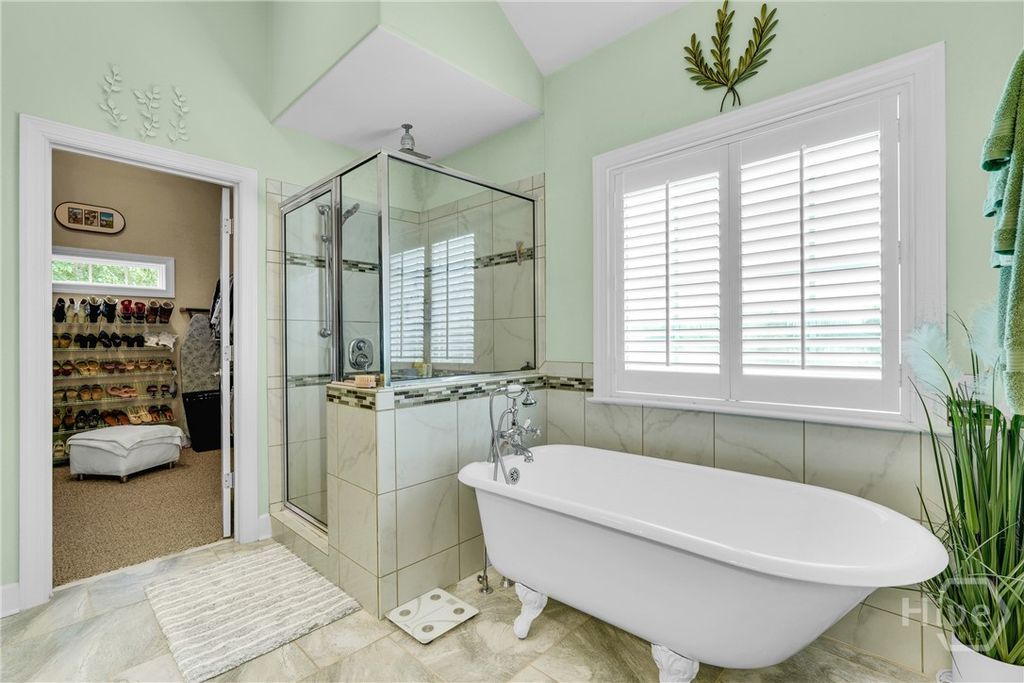 Image 24 of property listing at 4 Grand View Court, Pooler, GA 31322