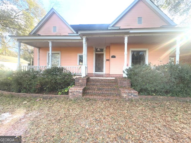21 Kibbee Street, Hawkinsville, GA 31036